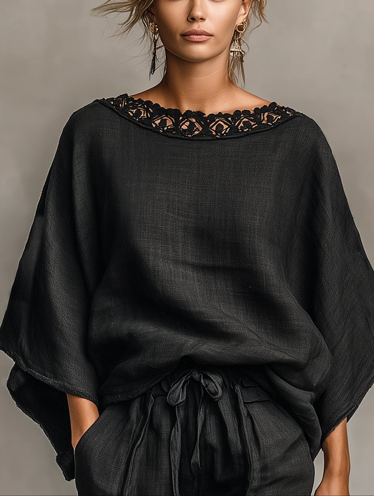 Lila | Blouse à col bateau en dentelle et ensemble de shorts