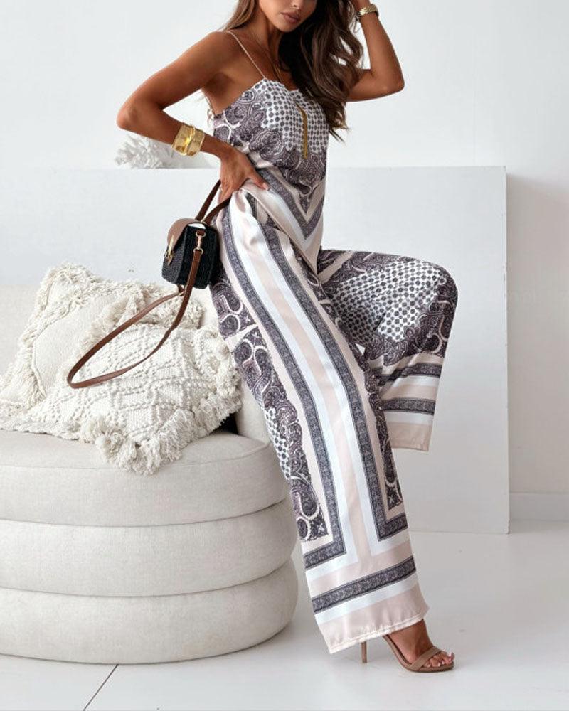 Helen | Ensemble de robe à lacets et pantalon prêt pour les vacances