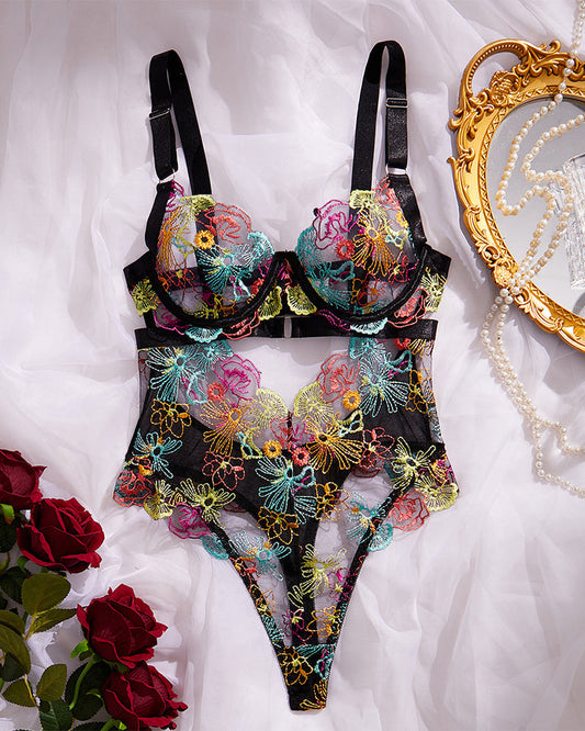 Monica™ | Ensemble de Lingerie en Mesh Élégant avec Broderie Florale & Détails Découpés