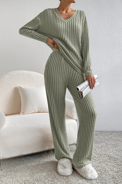 Sofia | Ensemble Top à Col V Côtelé et Pantalons