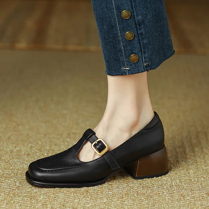 Ysolenne | Escarpins T-Strap Classiques et Élégants