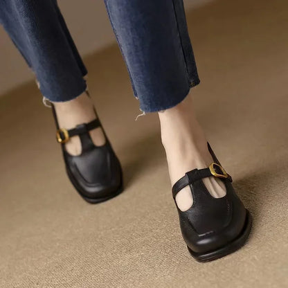 Ysolenne | Escarpins T-Strap Classiques et Élégants