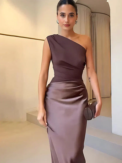 Ashley | Robe Maxi avec une Ceinture en Satin