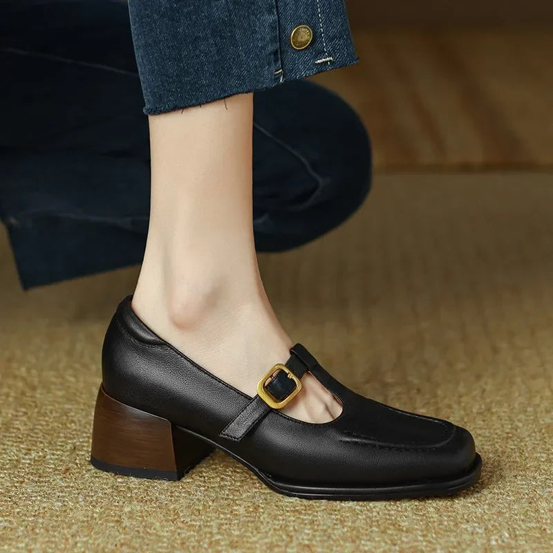 Ysolenne | Escarpins T-Strap Classiques et Élégants