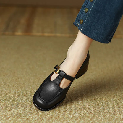 Ysolenne | Escarpins T-Strap Classiques et Élégants