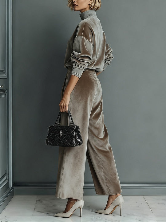 Elena | Costume en Velours à Col Roulé